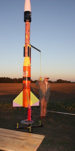 Horizont udalosti a Beda